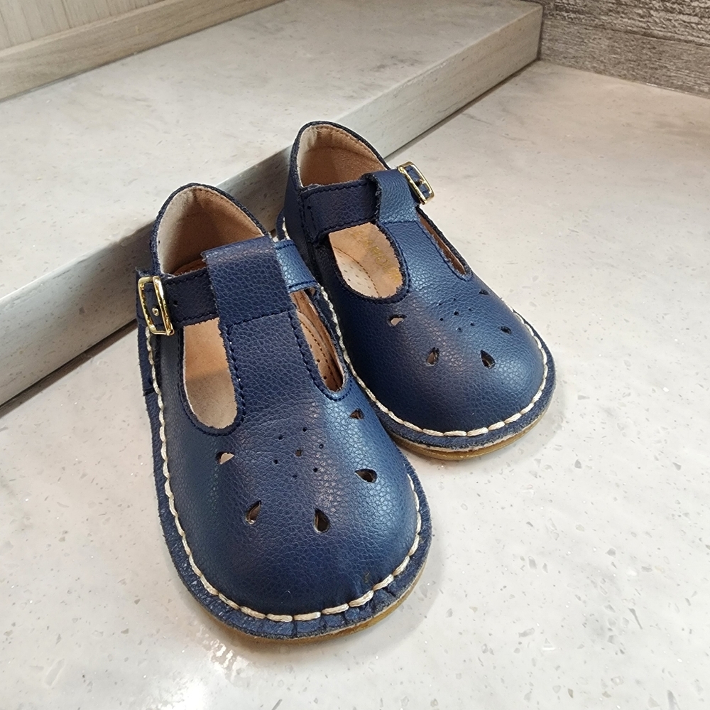 L'Amour Shoes Toddler Girl's Leather Cutout T-Strap Mary Jane, Navy